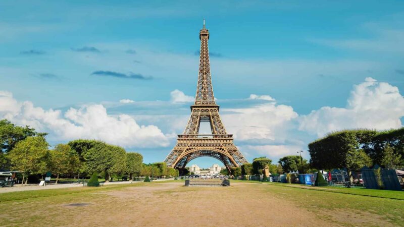Interesting Facts and Secrets About the Eiffel Tower